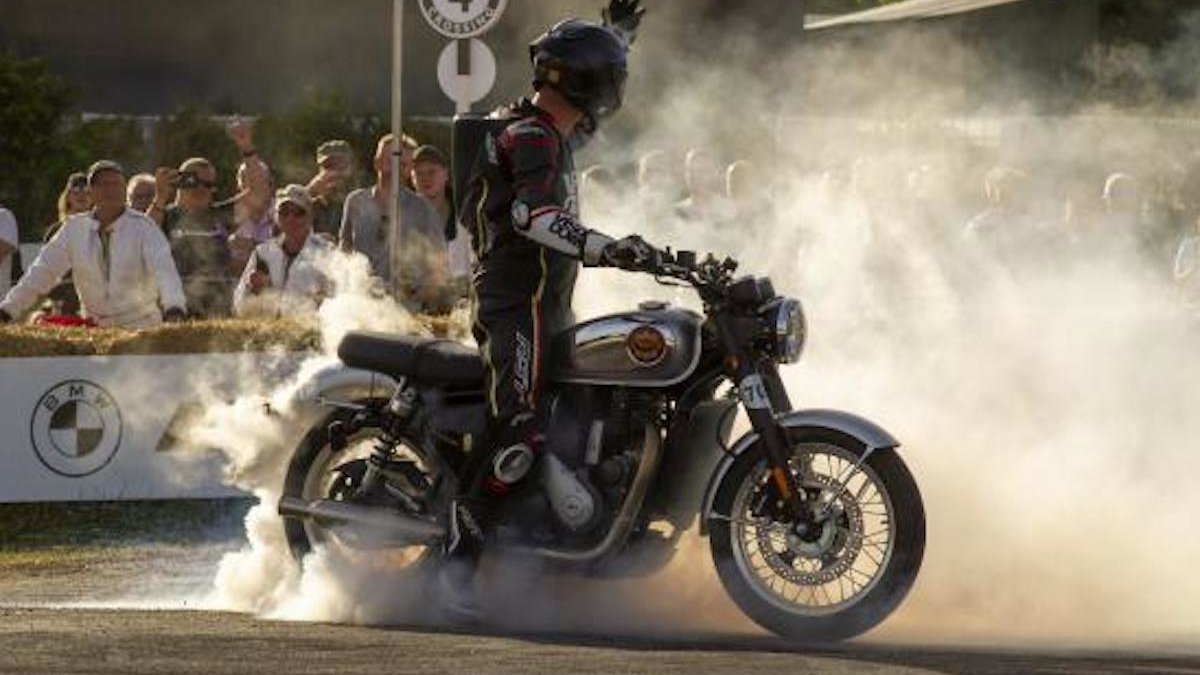 BSA Gold Star 650 burnout